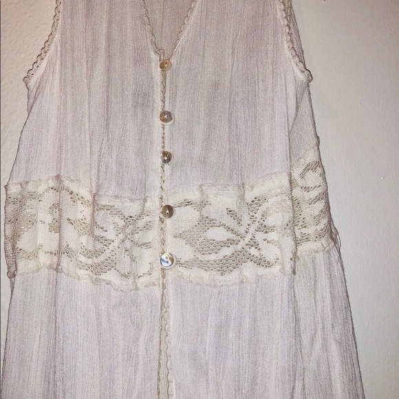 Cover up - Picture 3 of 7